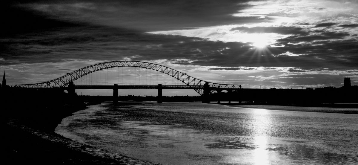 Runcorn Bridge spanning the River Mersey. Cheshire, UK 