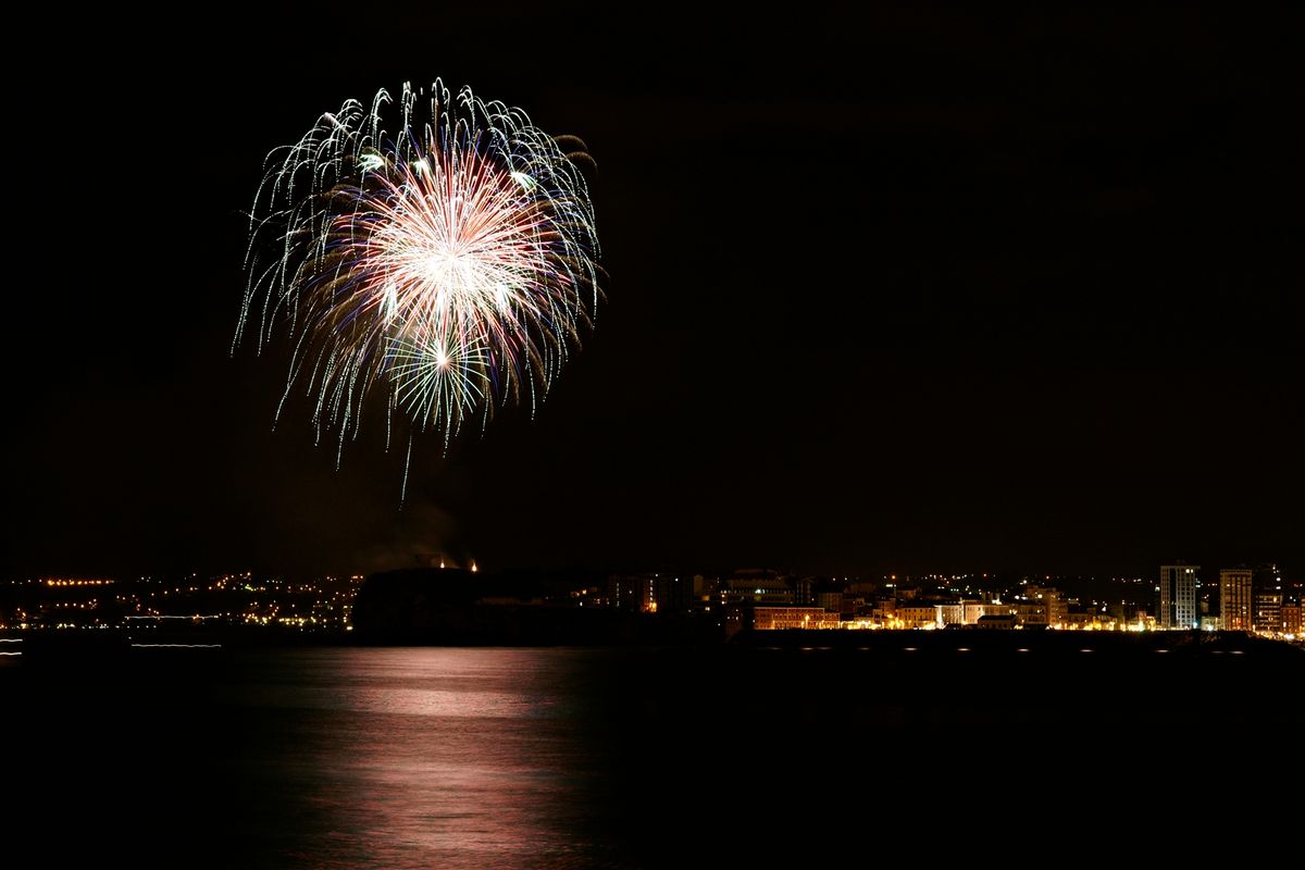 Los fuegos de Begoña en la fiesta mas importante de Gijon