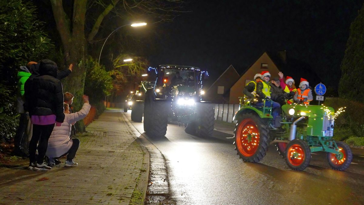 Ein weiterer Ackerschlepper erreicht die Gemeinde Schapen / City