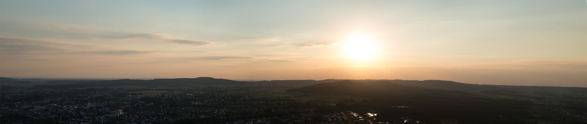 Panorama auf der Burg Wolfstein bei Sonnenuntergang